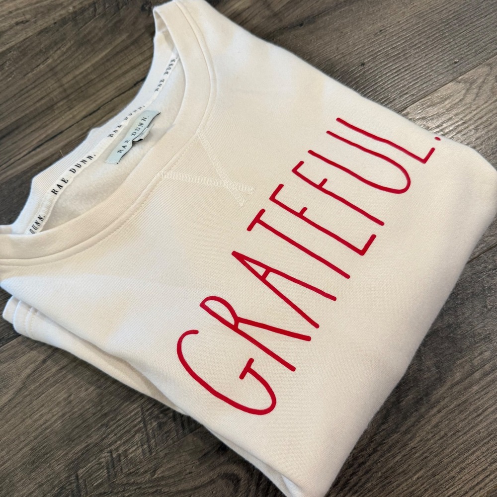 Rae Dunn Grateful Sweatshirt Womens Large Ivory Red Crewneck‎ WA3335-101-NPA